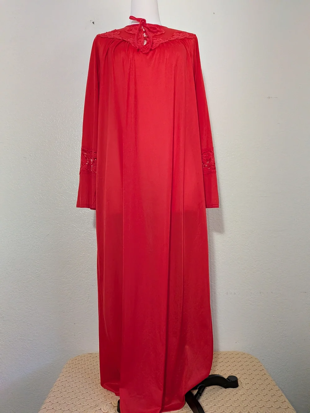 Vintage Nancy King Red Women's Long Nightgown with Lace Trim Size Medium